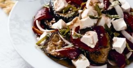 Баклажаны с гранатовым соусом