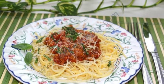 Паста с соусом Болоньезе