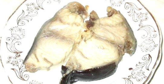 Сом на пару