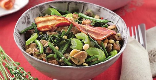 Рагу из индейки с белой фасолью