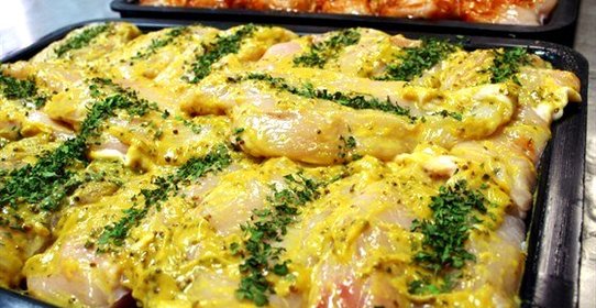 Куриная грудка в сметанном соусе