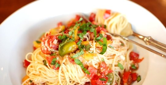 Паста со свежими овощами