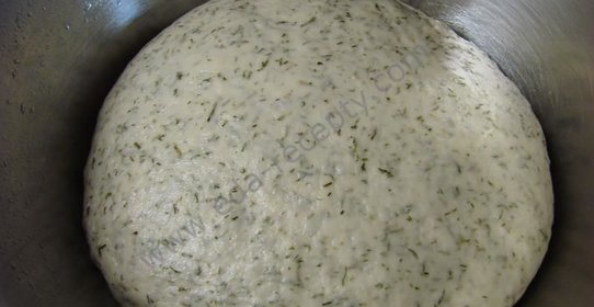 Тесто для пиццы с укропом