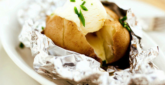 Печеный картофель в фольге
