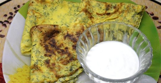 Сырные блинчики со сметаной