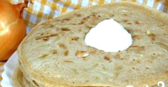 Овсяные блины с луком