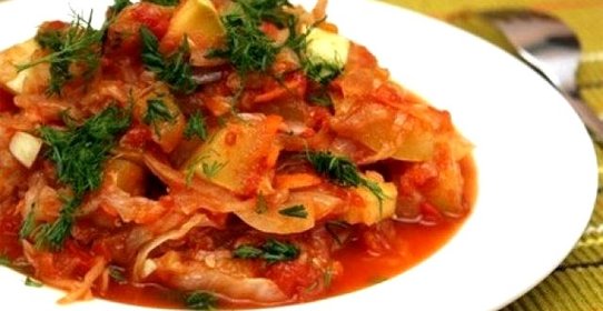 Овощное рагу с капустой и картофелем