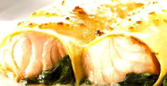 Каннеллони с лососем