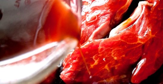 Брусничный маринад для шашлыка