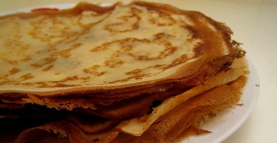 Блины с крахмалом на молоке