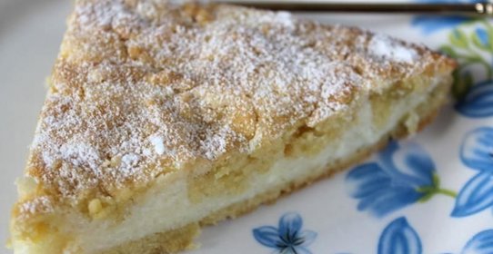 Тертый торт с творогом
