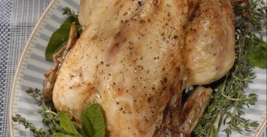 Курица, фаршированная вешенками