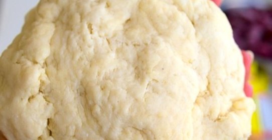 Творожное тесто для пирога с вишней