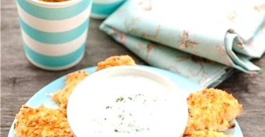 Куриная грудка в панировке из чипсов и сыра