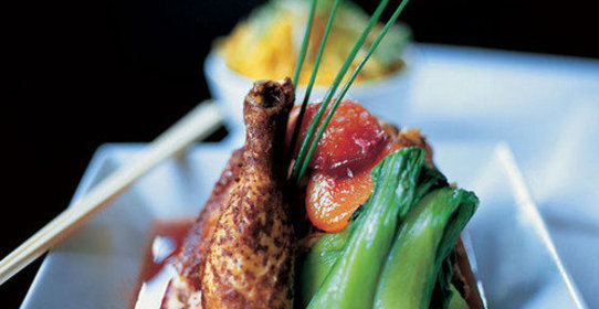 Хрустящий цыпленок в сливовом соусе с китайской солью