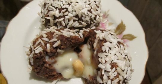 Шарики с кешью и заварным кремом Гигантелло