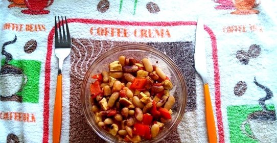 Фасоль с овощами и тофу