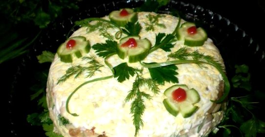 Салат Праздничный тортик