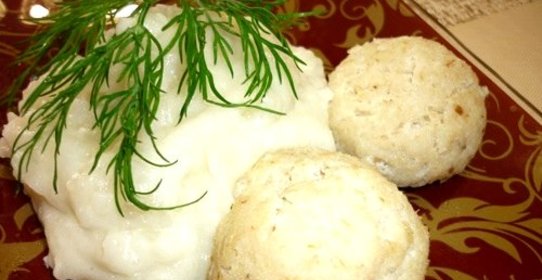 Котлеты на пару в мультиварке Поларис