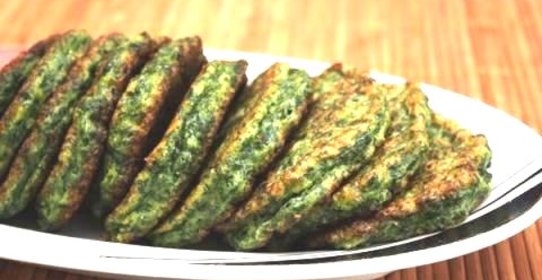 Оладьи с яйцом и зеленью