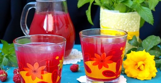 Малиновый кисель с мятой