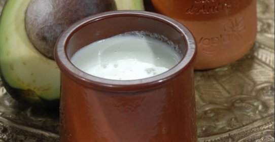 Индонезийский напиток из авокадо