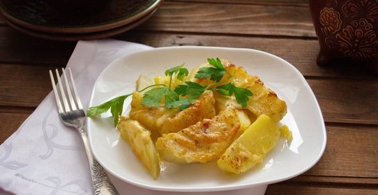 Картошка под сыром в духовке