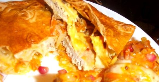 Мясо в лаваше в духовке