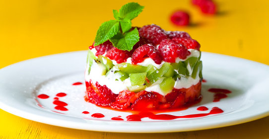 Салат из пекинской капусты с огурцом