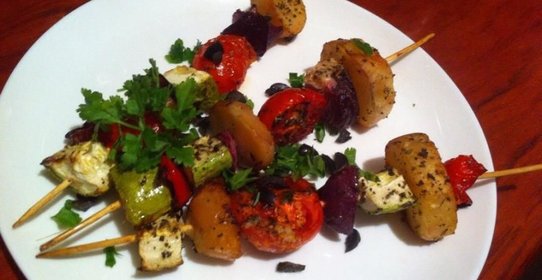 Овощной шашлык на шпажках
