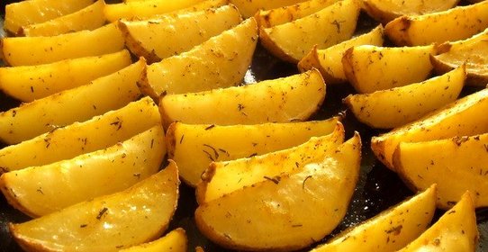 Картошка по‑деревенски в духовке