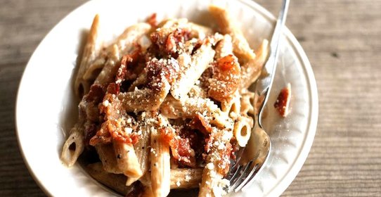 Паста с беконом и Пармезаном
