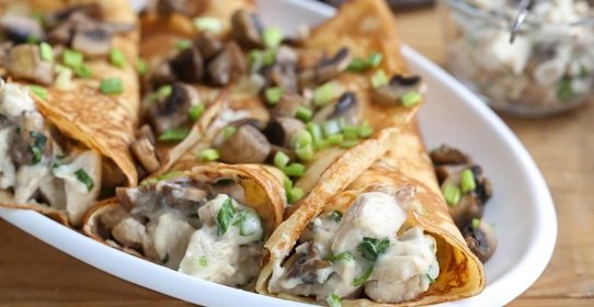 Блинчики с грибами и курицей