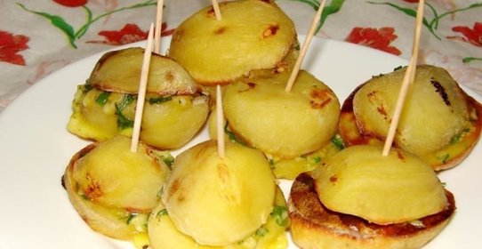 Молодая картошка запеченая в духовке