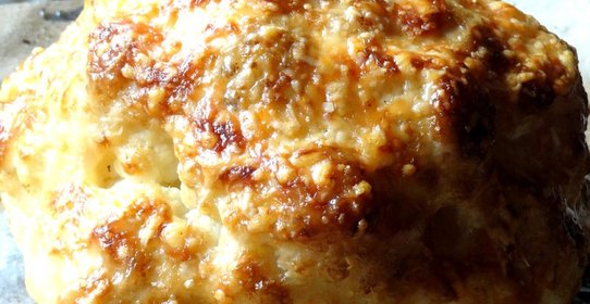 Цветная капуста, запеченная целиком