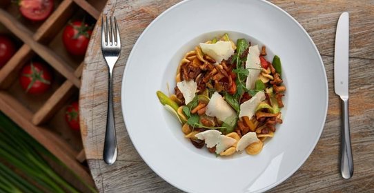 Паста с лисичками