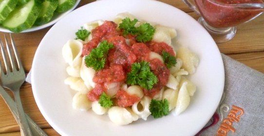 Макароны под соусом