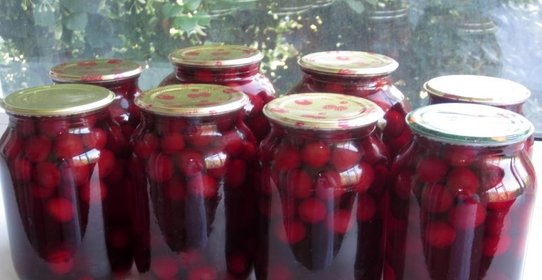 Компот из вишни чернокорки