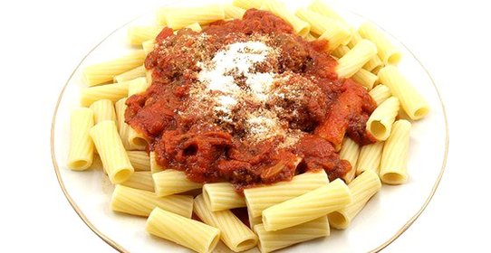 Ригатони с чоризо и томатами