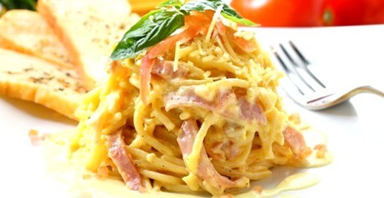 Паста карбонара с тыквой и шалфеем