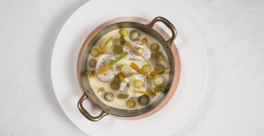 Бланкет из телятины с мини-овощами