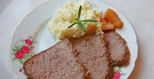 Сочная говядина в духовке