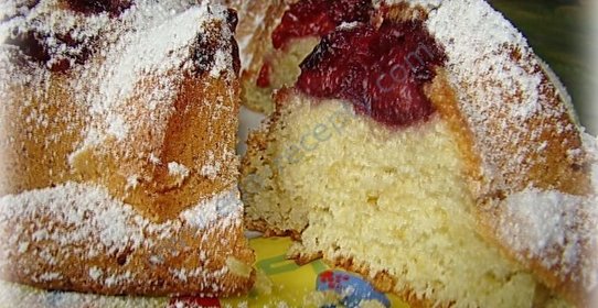 Пирог Бисквит с вишней