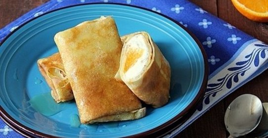Апельсиновые блинчики с творогом