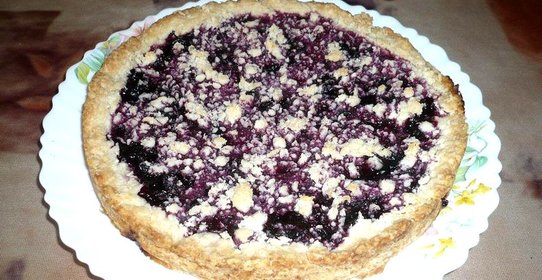 Постный песочный пирог с ягодой