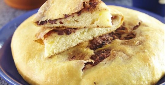 Лобиани, грузинский пирог с фасолью