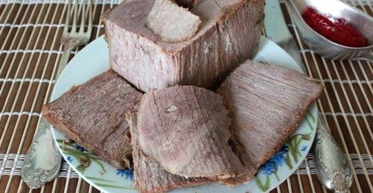 Говядина, запеченная в собственном соку