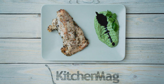 Индейка, запеченная с травами, и легкий гарнир