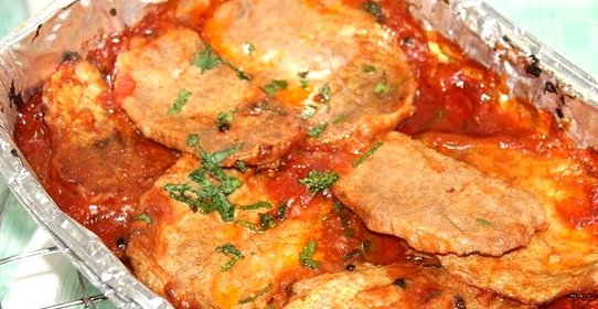 Мясо в томатном соусе