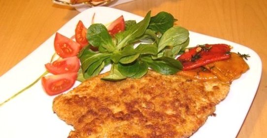 Отбивные из индейки в кляре